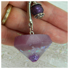 Load image into Gallery viewer, Purple Pearl Resin Keychain
