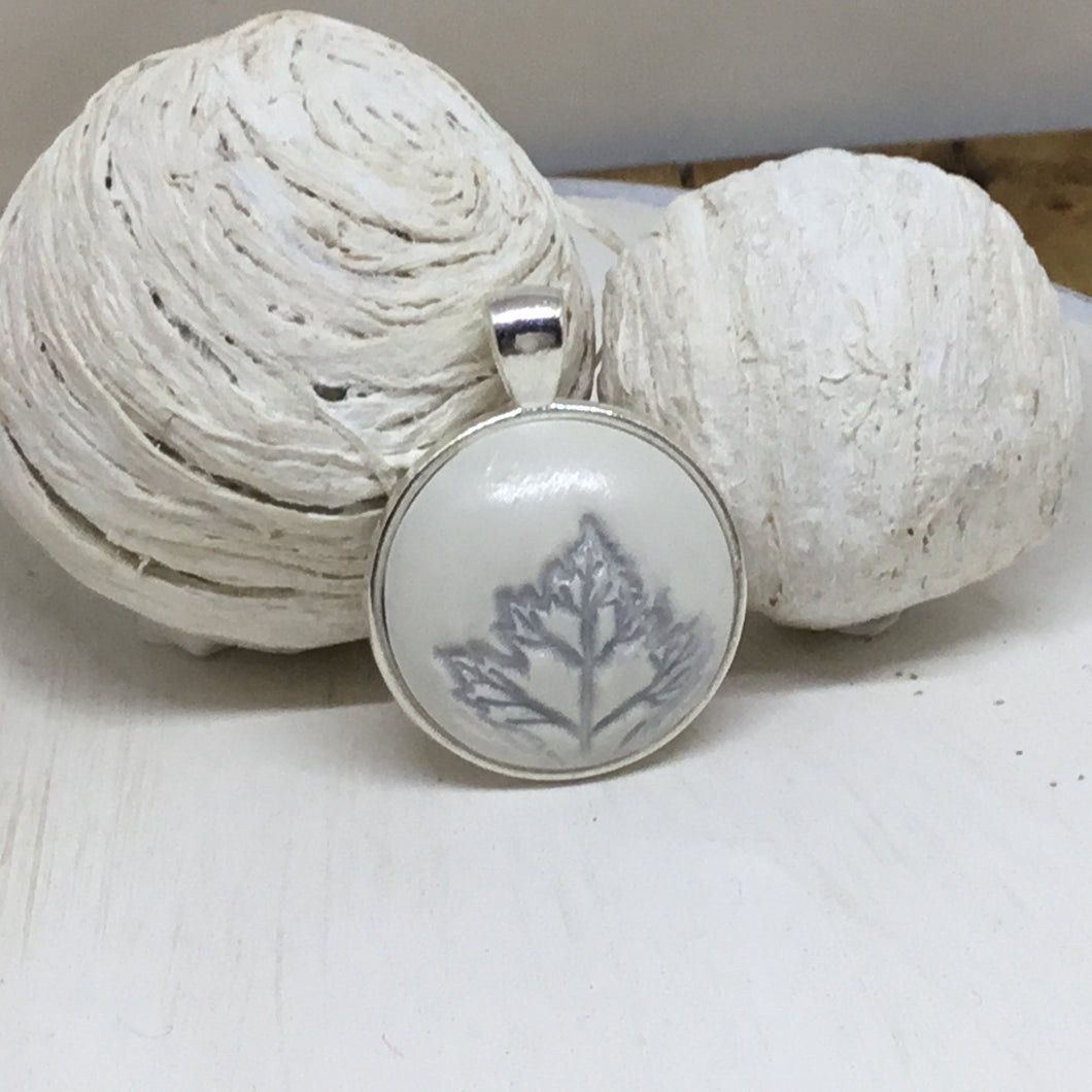 Maple Leaf Pendant in Silver