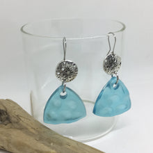 Load image into Gallery viewer, Aqua Triangular Drop Water Earrings
